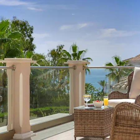 Bella - Stunning 5 Bedroom With Pool